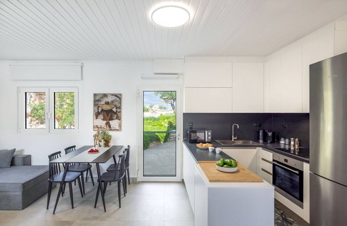 Filaki House | Dream Vacation Home with Ocean View, Private Pool, and Garden in Kournas