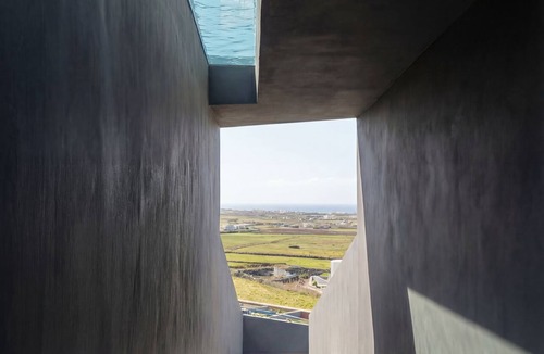 Tholos House | Dreamscape Villa