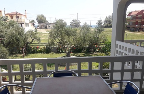 Mavrovouni Apartment | Drossia # 3 - One Bedroom Apartment, Sleeps 4