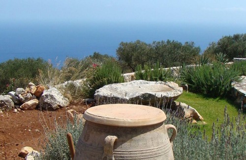 Kefalas House | Duplex with a stunning view of the Aegean Sea and a shared pool