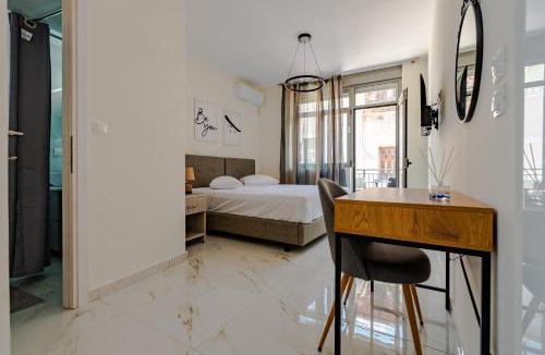 Plaka Apartment | Elegant Flats in Historic Centre