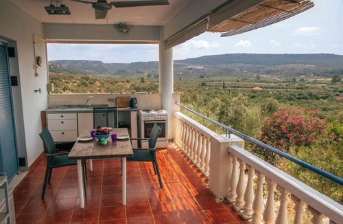 Pylos-Nestoras Apartment | Elektra apartment, Gialova. 3 mins drive from the centre of the village.
