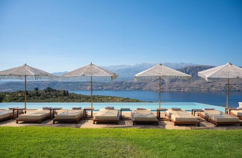 Akrotiri Villa | Elements Villa