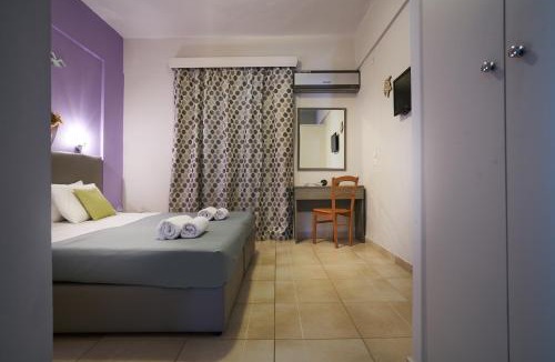 Kalamaki Hotel | Elena's Studios