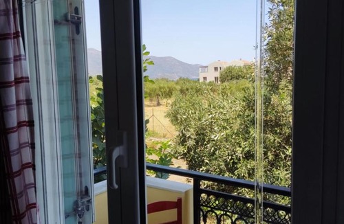 Monemvasia Apartment | Eleni's quiet double room with balcony