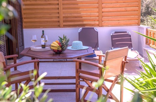 Pefki House | Eleonas Aparments 2