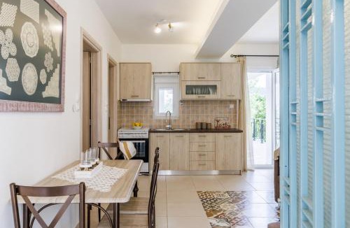 Neo Klima Apartment | Elios Cozy Apartment - Spacious Island Living