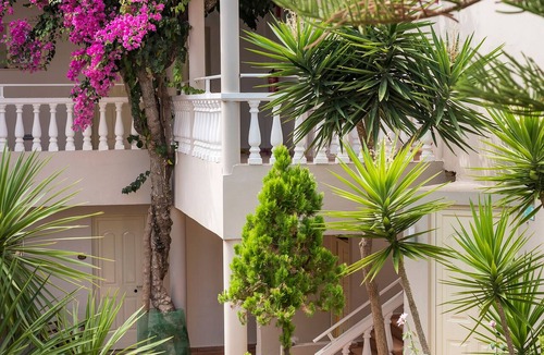 Kato Stalos Hotel | Elotis Suites