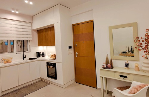 Aigaleo Apartment | Elpis' cozy & luxury apartment