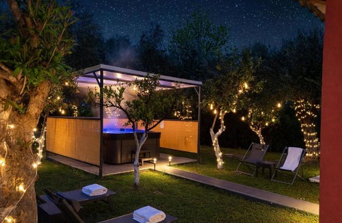 Melikia House | EMA Spa The Red house