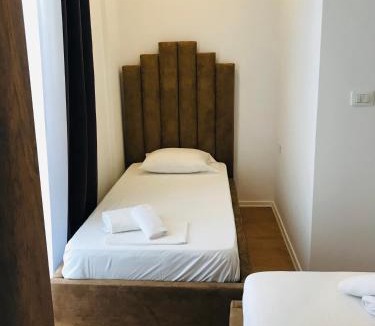 Sarande Apartment | Enia's Room