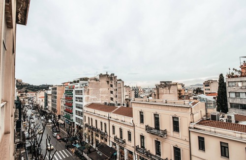 Monastiraki Apartment | ENJOY AthinA STREETAPARTMENTS IN THE HEART OF ATHENS!