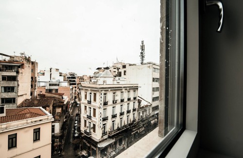 Monastiraki Apartment | ENJOY AthinA STREETAPARTMENTS IN THE HEART OF ATHENS!