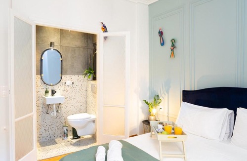 Omonia Apartment | Enjoy Central Athens from a Lux 3BR apt