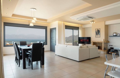 Elounda Villa | Enjoy Spinalonga Views at 4BR Villa Close to Beach