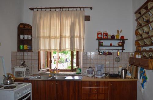 Impros Villa | Epavlis Iosif