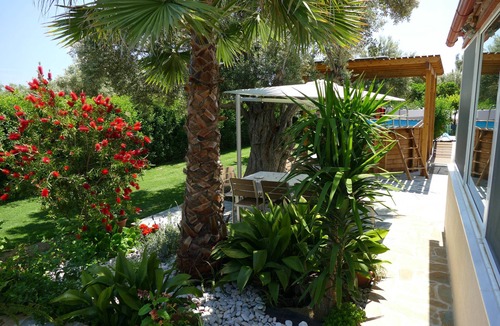 Marathon House | esperides holidays