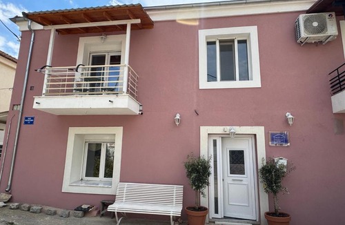 Drama Apartment | Estia Alternative Apartment
