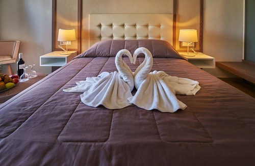 Adelianos Kampos Hotel | Eva Bay Hotel On The Beach Adults Only