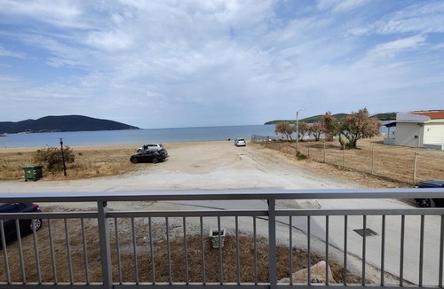 Nea Peramos Apartment | Eva Beach Apartment