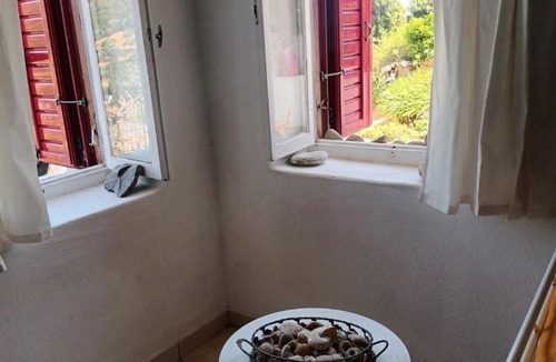 Raptaioi House | Evia Sunrise Hillhouse