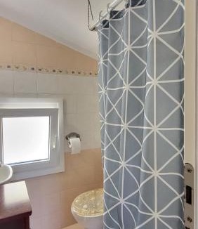 Polichrono Apartment | Evita Maisonette, Elegant Beachfront apt, Polychrono