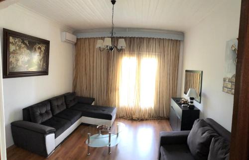 Kallirakhi House | Evmorfias House