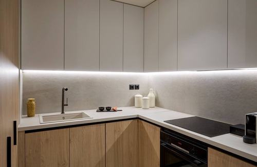 Piraeus House | Executive Apartment by Fasma Suites