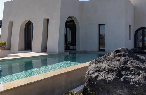 Exomytis Villa | Exomitis1 Cellar & Sea Escape