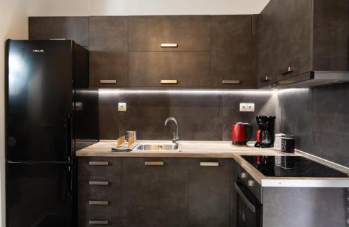 Charilaou Apartment | F & B Collection - Apartment for 6