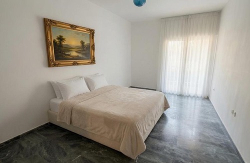 Kineta Apartment | falainamisos