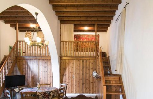 Psinthos House | Fedra's Village House