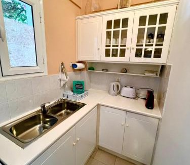 Matsoukata Apartment | Fiskardo Beach Apartments