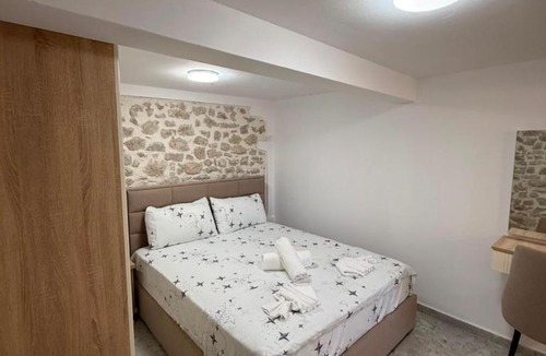 Qeparoi i Siperm Apartment | Foto Apartments