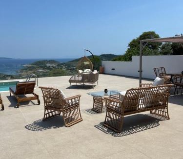 Skiathos Villa | Four Seasons Villas