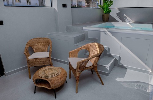 Heraklion Apartment | G & B Urban Spa by cretanhouses