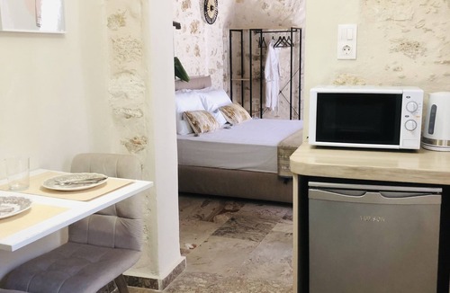 Old Town Rethymnon Apartment | Gaia Luxury Rooms, private terrace