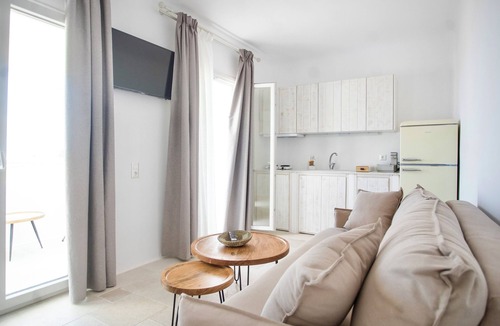 Mykonos Town Apartment | Gaia Mykonos Suite