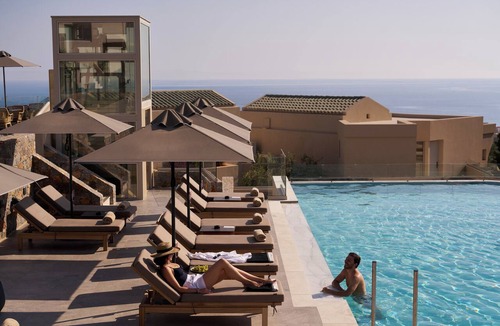 Koutouloufari Apartment | Galaxy Suites Boutique Resort