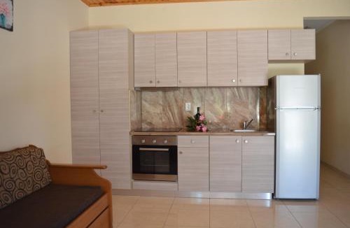 Anaxos Apartment | Garden View Apartments
