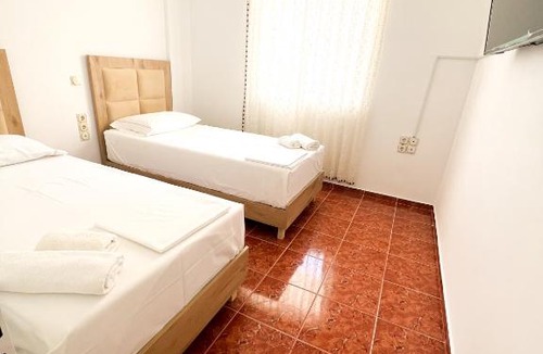 Kodrra Apartment | Garden Villa Sarande Apt-3