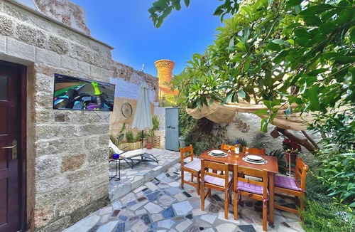 Rhodes Old Town Apartment | George & Michael Traditional House in Old town