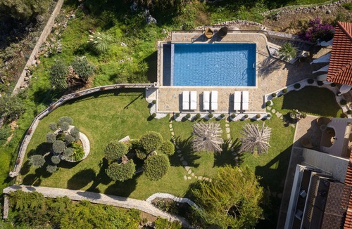 Apokoronas Villa | Geroulios Kastro, a Grand Estate