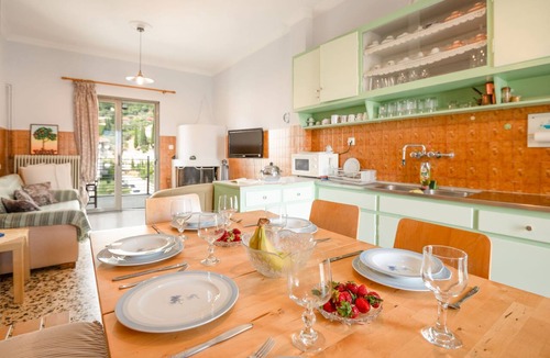 Gefira Mpania House | Giorgos House with 3 bedrooms and 1.5 bathrooms