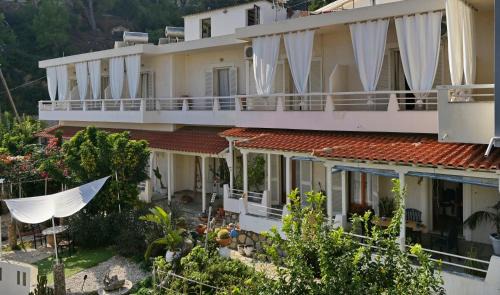 Patitiri Apartment | Gioula's Residence