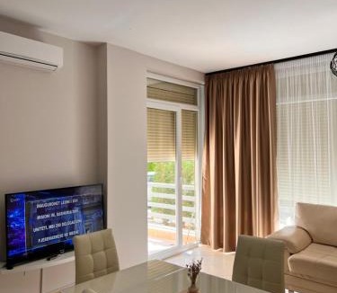 Ishem Apartment | Gjiri Lalzit Home