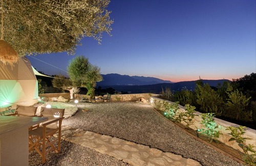 Monopari Apartment | Gogna Luxury Domes - Golden Fig