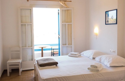 Ios Town Hotel | Golden Sun Hotel