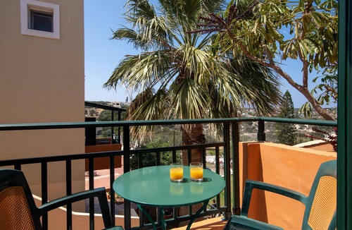Hersonissos Centre Apartment | Golden Valentin Apartments