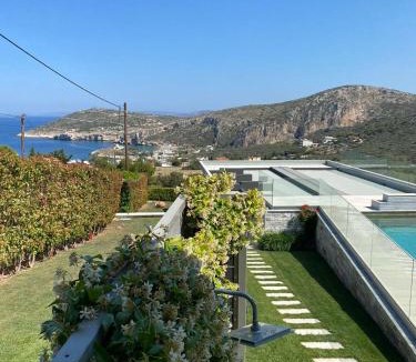 Kaki Thalassa House | Greece Sea Villas Kaki Thalassa 400m to the beach ,Heated pool ,Athens